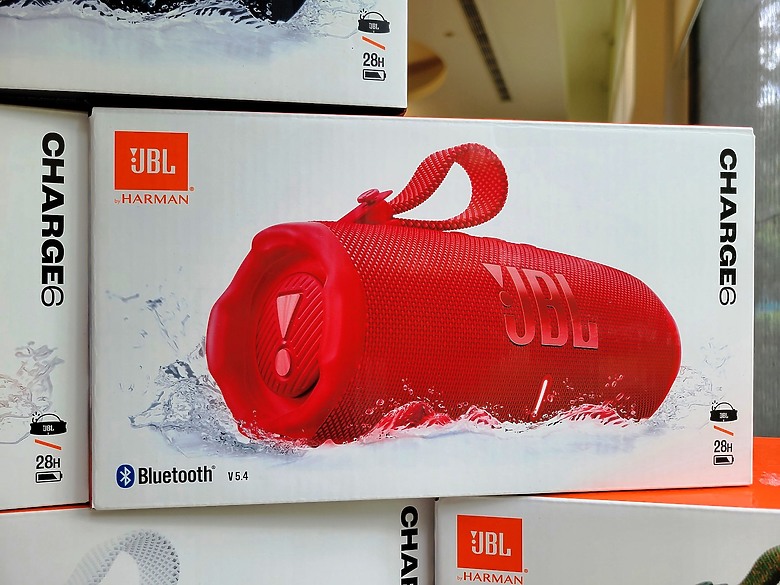 << 你有多"9"沒聽好聲音了? >> JBL Charge 6 藍芽喇叭體驗分享