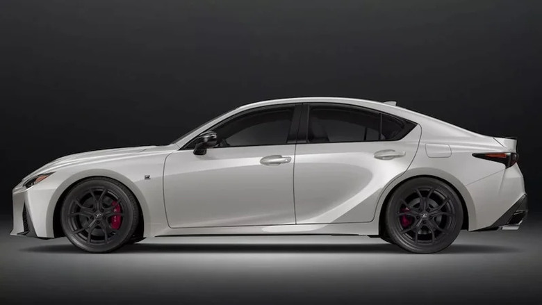 Lexus最後一輛自然進氣V8轎跑！日規IS 500 Climax Edition特仕車發表