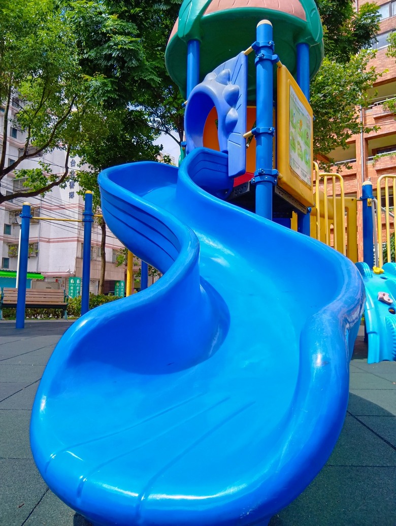 SHARP AQUOS wish5簡單開箱體驗