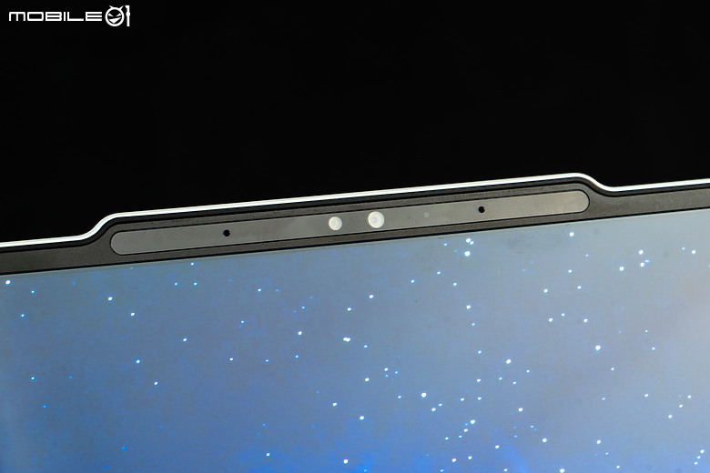 Lenovo Legion 7i (Gen10) 電競筆電｜白色外表藏不住強大戰力！