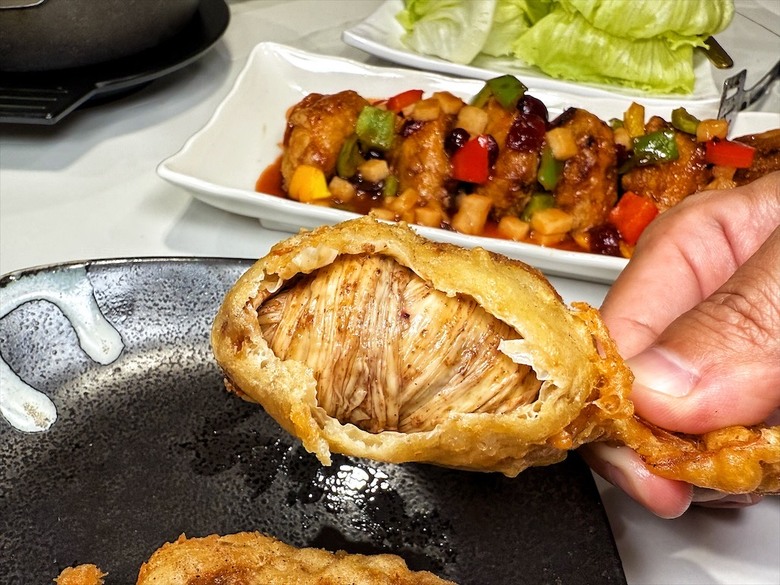 素食新境界！創意熱炒Ｘ精緻裝潢，味蕾與心靈的雙重饗宴