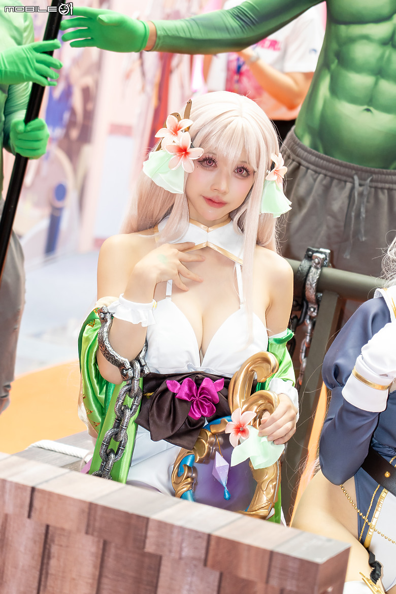 點我看大圖 韓國「撩慾系」RPG 手遊《遺忘之劍》前進漫博,祭超香互動與玩家同樂!