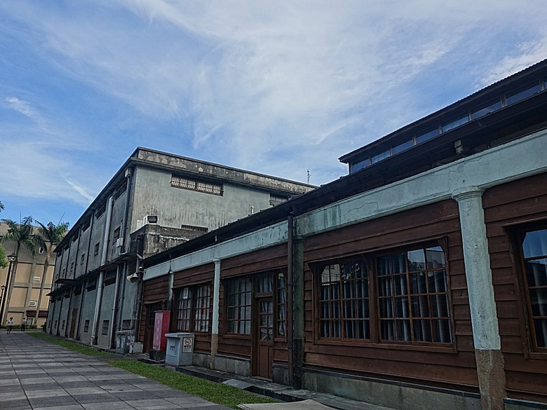 花蓮將軍府1936、花蓮港放送局1944、松園別館、花蓮文化創意產業園區、台灣鐵路局花蓮管理處處長官邸、野光 Fluorescent (原：黑金通) — 花蓮市區3小時快閃行旅
