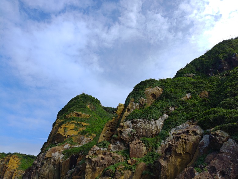 點我看大圖 【遊記】「大雞籠嶼」上的「地質秘境」,原來是「季節限定」的,阿拉寶灣 (和平島地質公園) - 大漠國渡