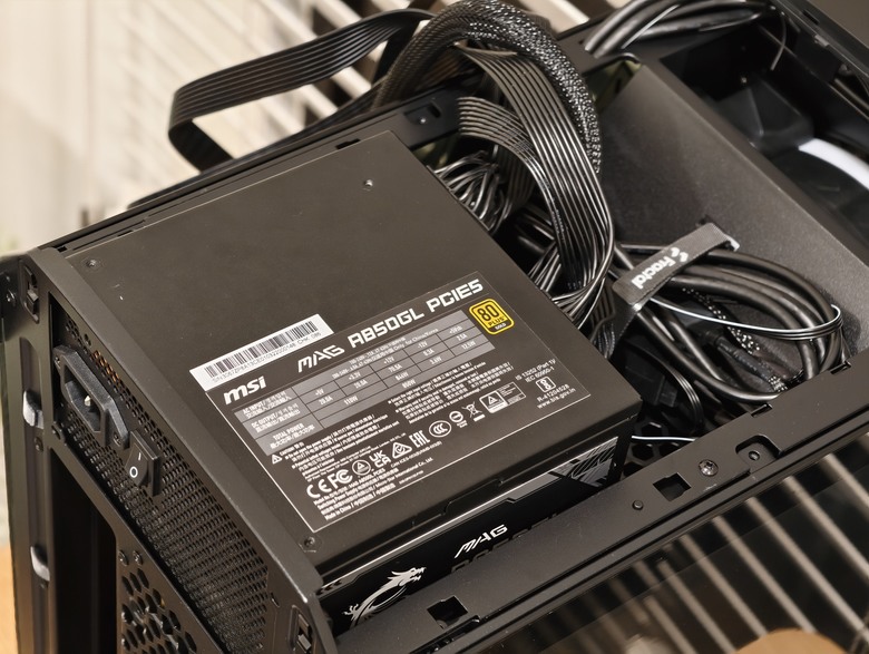 (舊殼開箱) 主打高風量的散熱布局，Fractal Design Torrent Compact & Nano開箱試用