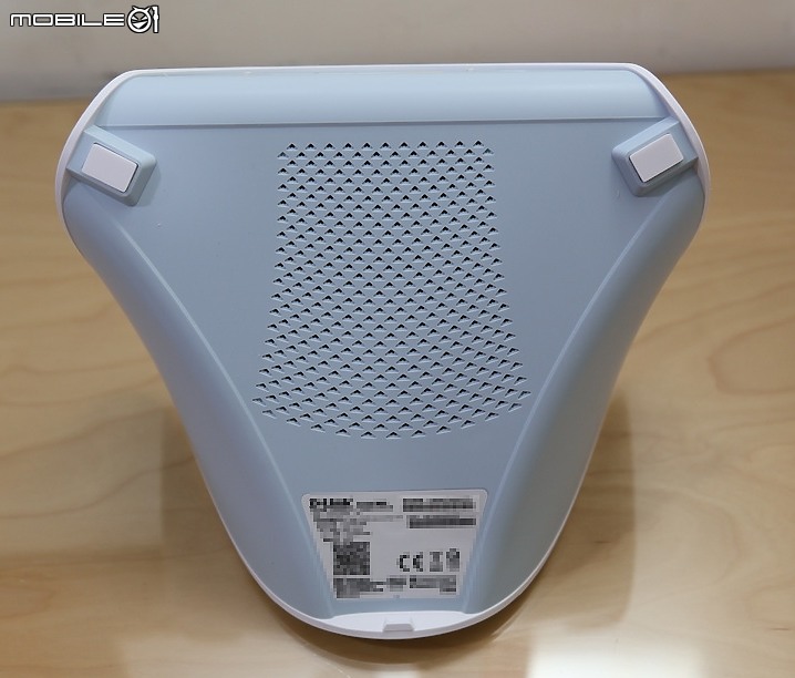 點我看大圖 天鷹展翅全新設計 MIT 台灣製 D-Link AQUILA PRO AI M95 BE9500 Wi-Fi 7 開箱