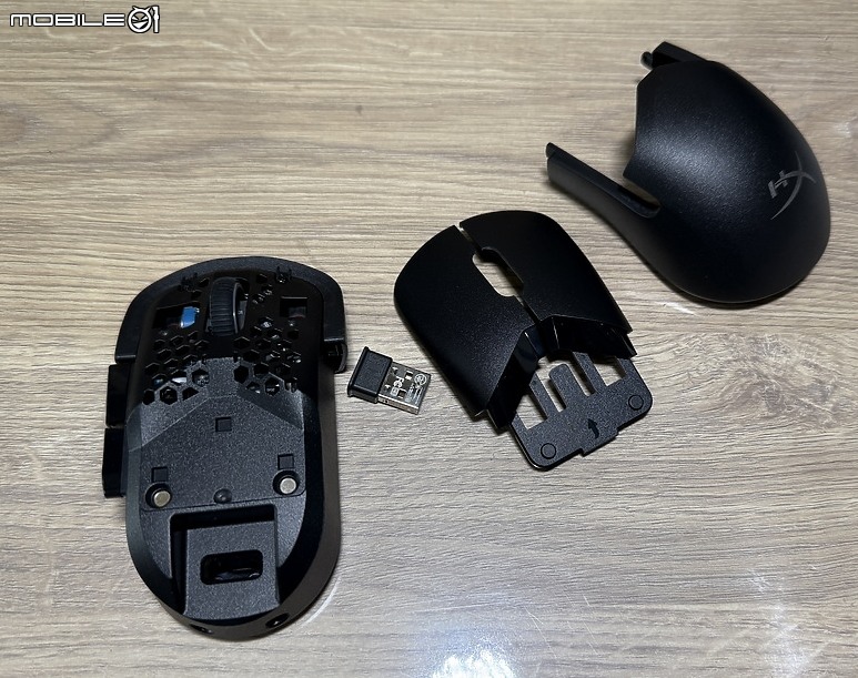 點我看大圖 支援3D列印換外殼的 HP HyperX Pulsefire Saga Pro 開箱
