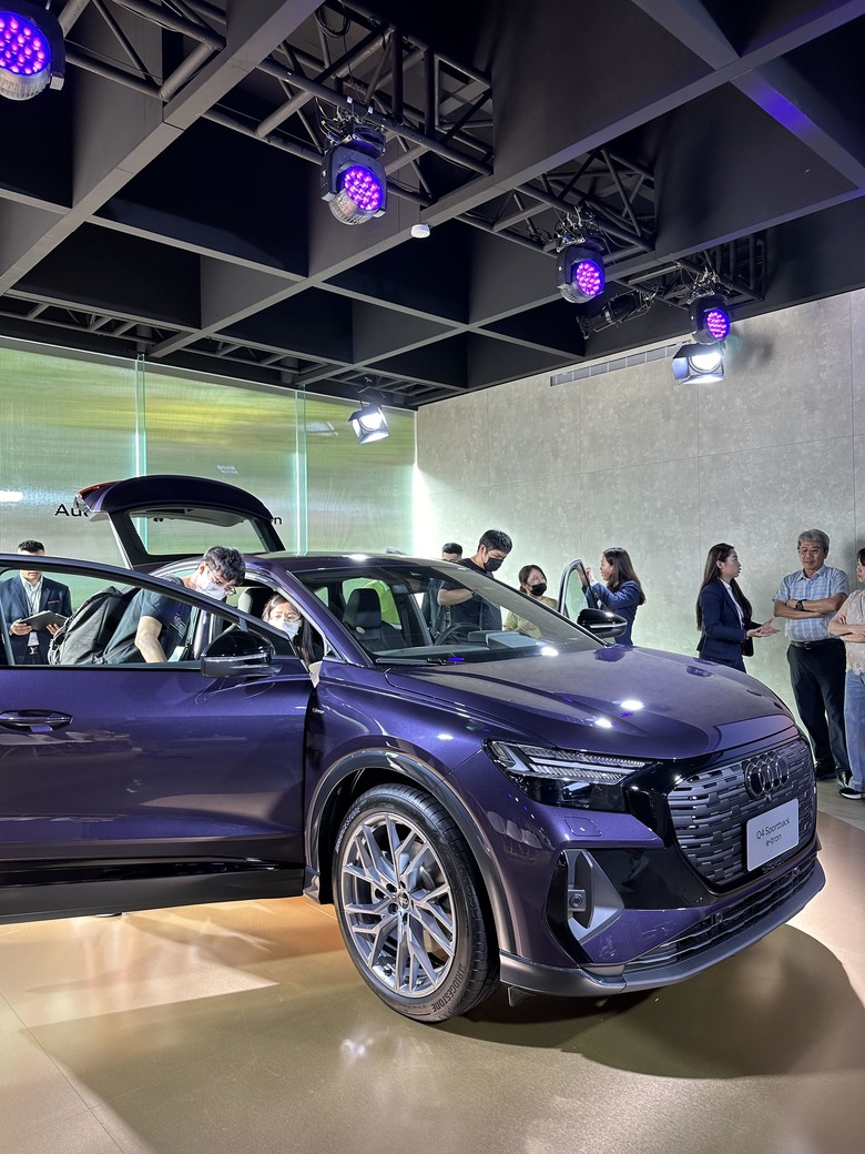 ==簡單開箱== Audi Q4 Sportback e-tron 45 Edition One 心得分享