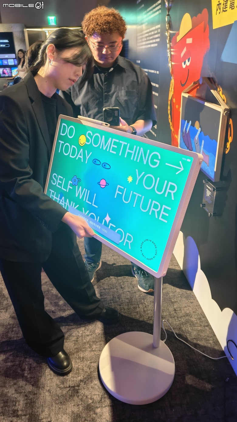 LG SIGNATURE OLED T｜透明的電視真的來了！科技感爆表體驗會