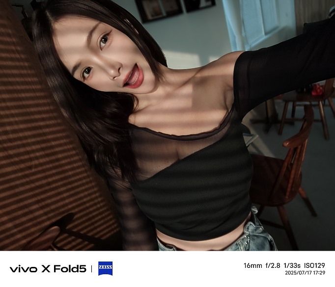點我看大圖 vivo X Fold5體驗|攝影、電量特化的輕巧大摺!