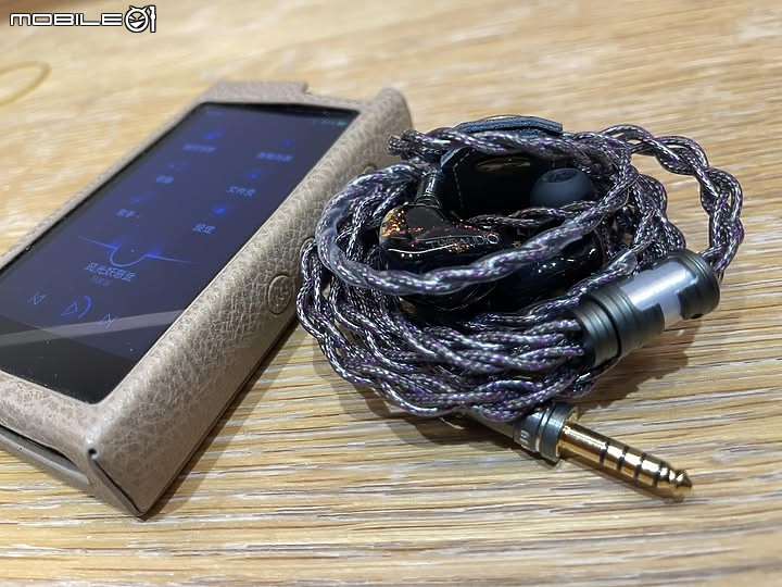 點我看大圖 Flash Acoustics - Thunderstorm 雷暴,聽感分享 | 2024