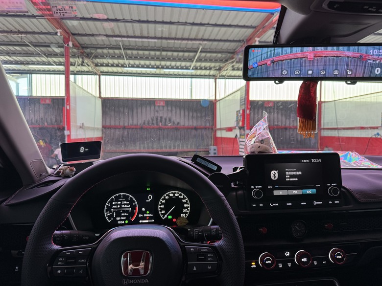 Honda CR-V 6 Vtis交車一年心得(含車上小廢物分享)