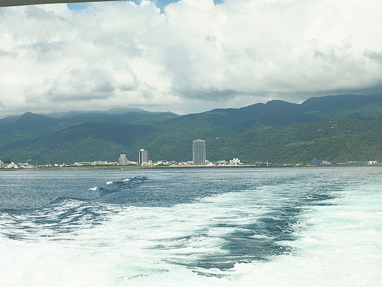 龜山島賞海豚、青蔥農場體驗蔥農生活、享用宜蘭在地無菜單料理 — 讓大腦放空休息一天之員工旅遊