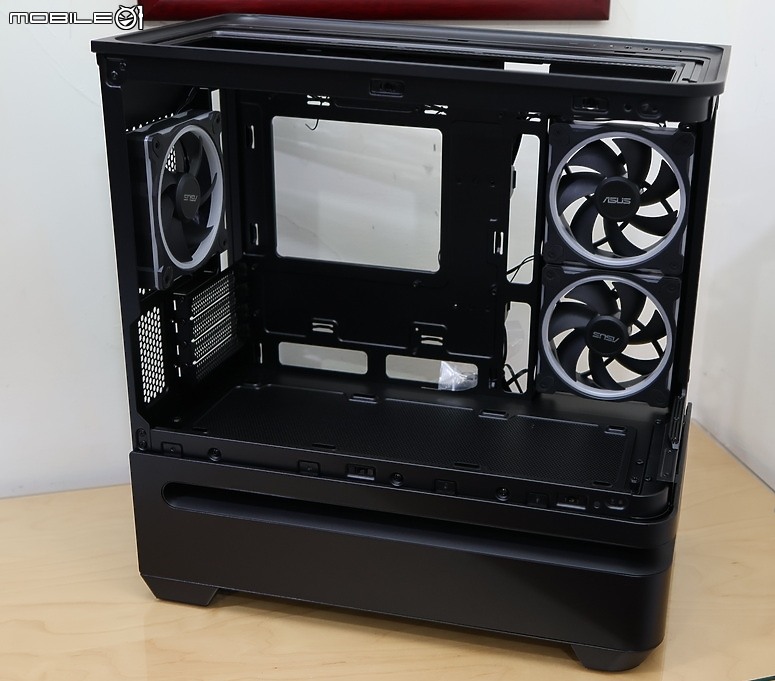 點我看大圖 創新L懸浮式進氣弧形玻璃 ASUS 華碩 Prime AP202 開箱