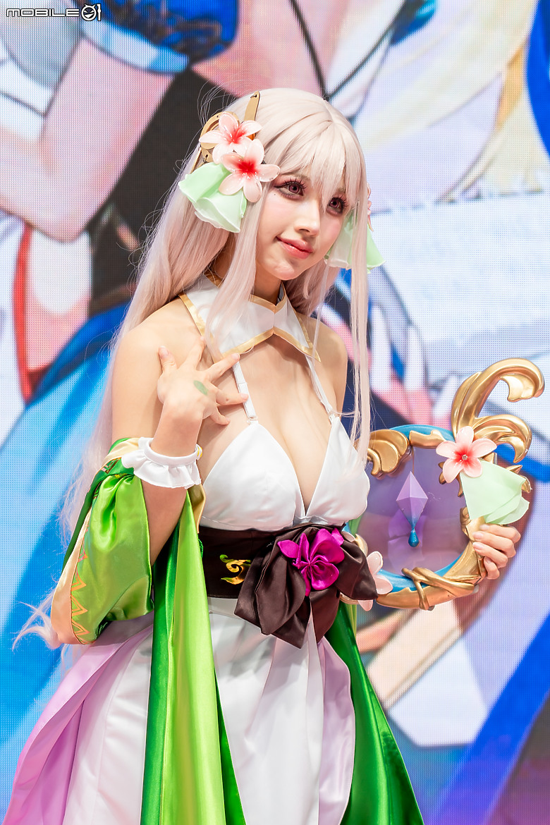 點我看大圖 韓國「撩慾系」RPG 手遊《遺忘之劍》前進漫博,祭超香互動與玩家同樂!