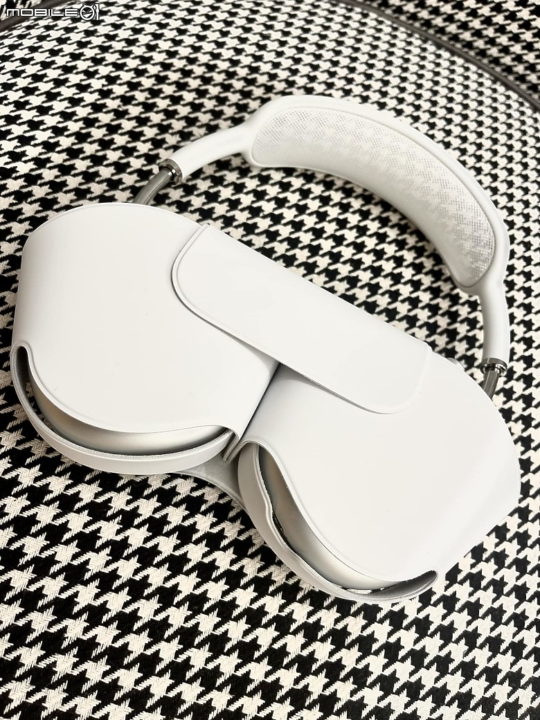 點我看大圖 AirPods MAX 簡評 | Lighting接口 | 2023