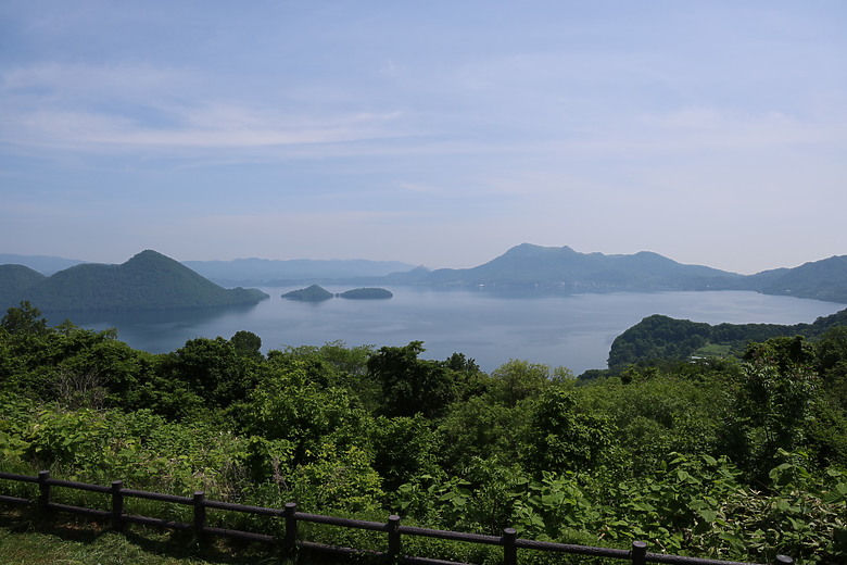 點我看大圖 夏日北海道自由行-洞爺+支笏湖篇(筒倉展望台/有珠山/遊覽船/夏日花火/登別地獄谷/支笏湖/Soul Store湯咖哩)