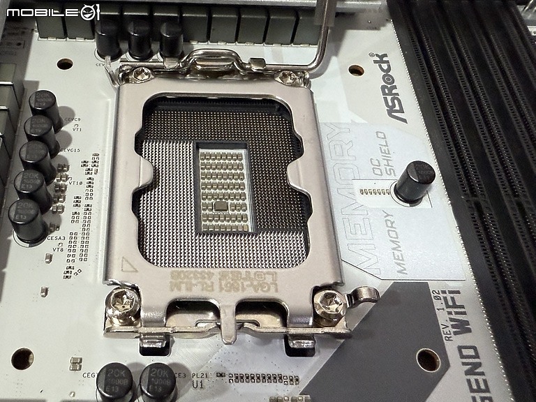 點我看大圖 萬元新選 ASRock Z890 Steel Legend WiFi銀白色PCB
