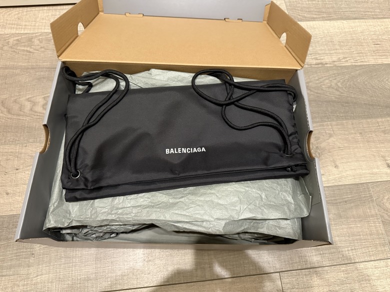 「開箱」BALENCIAGA TRACK SOCK TRAINERS