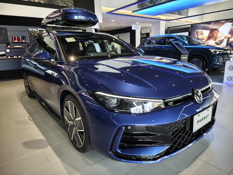 試乘VW Passat Variant 330TSI R-Line的心得分享(含All New Tiguan 330靜態賞車）