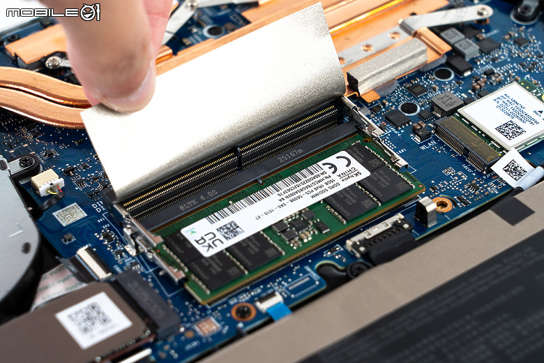 ASUS V16 (V3607) 測試報告｜不到四萬就有 RTX 5060，「輕電競筆電」值得嗎？