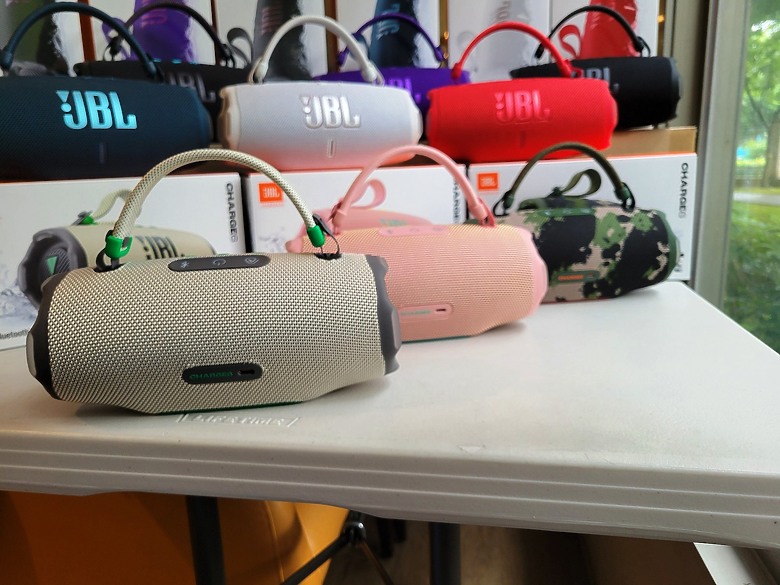 << 你有多"9"沒聽好聲音了? >> JBL Charge 6 藍芽喇叭體驗分享
