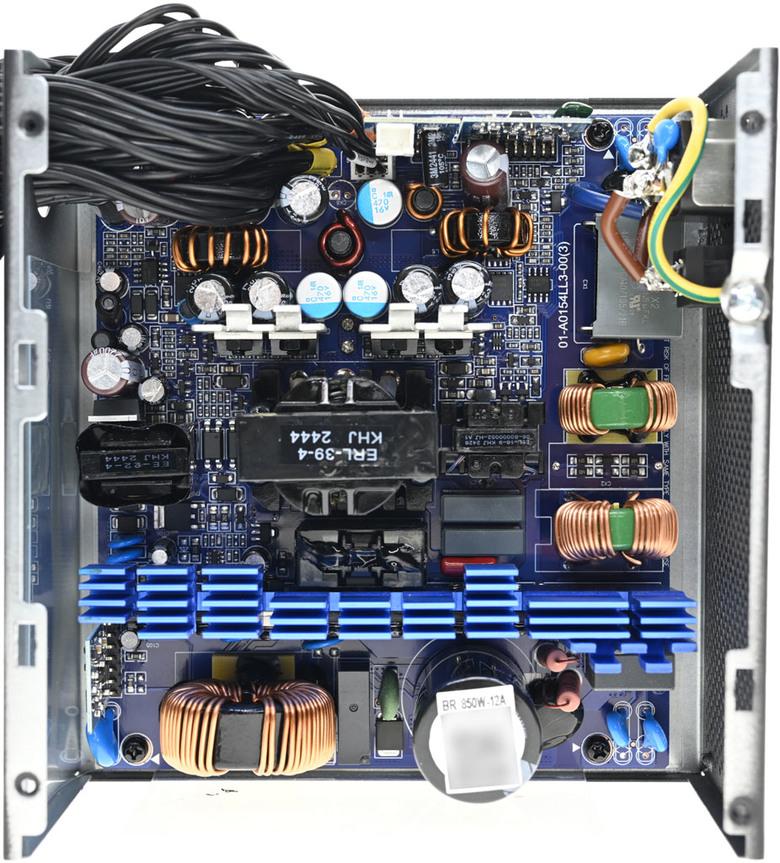 點我看大圖 ENERMAX 保銳科技CyberG II 850W ATX 3.1金牌電源開箱