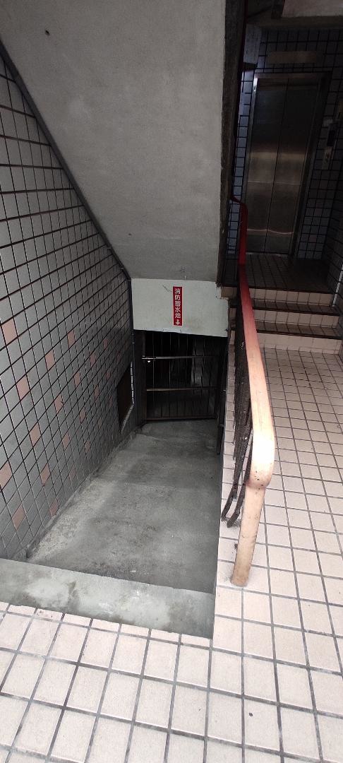 華廈詭故事(三)7F阻止他人霸佔B1，自己卻侵佔頂樓！