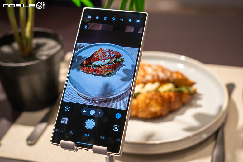 夏普在台推出輕旗艦新機 AQUOS R10，四防機 AQUOS wish5 首創「搖搖防護」功能！
