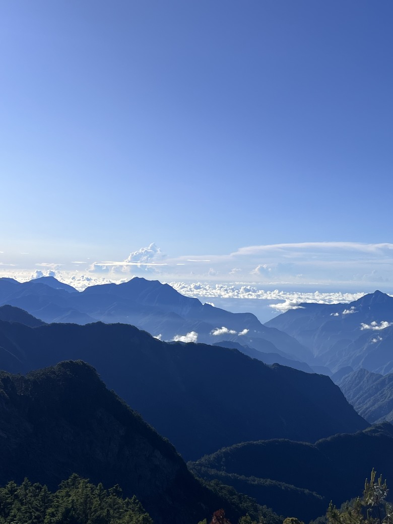 登鈴鳴閂山 ,被颱風追趕