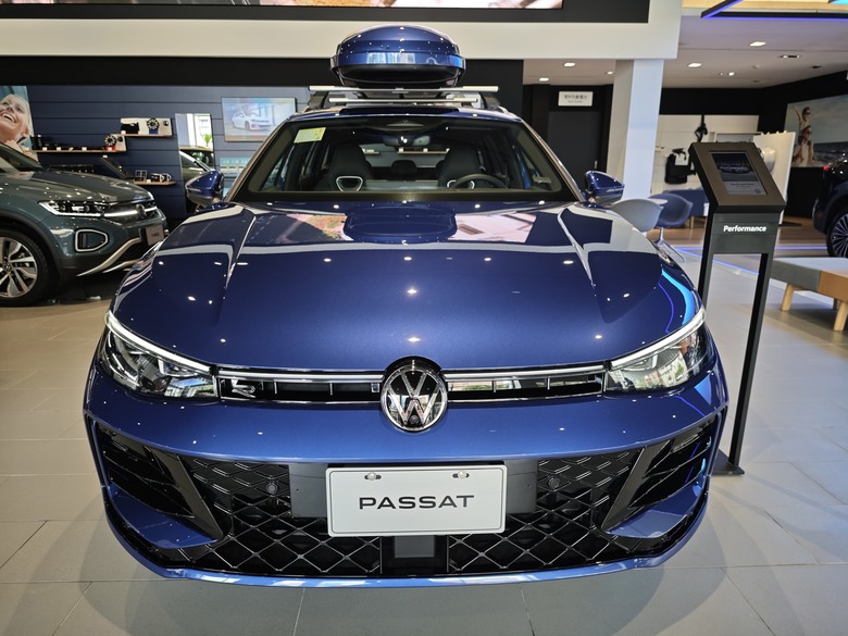 試乘VW Passat Variant 330TSI R-Line的心得分享(含All New Tiguan 330靜態賞車）