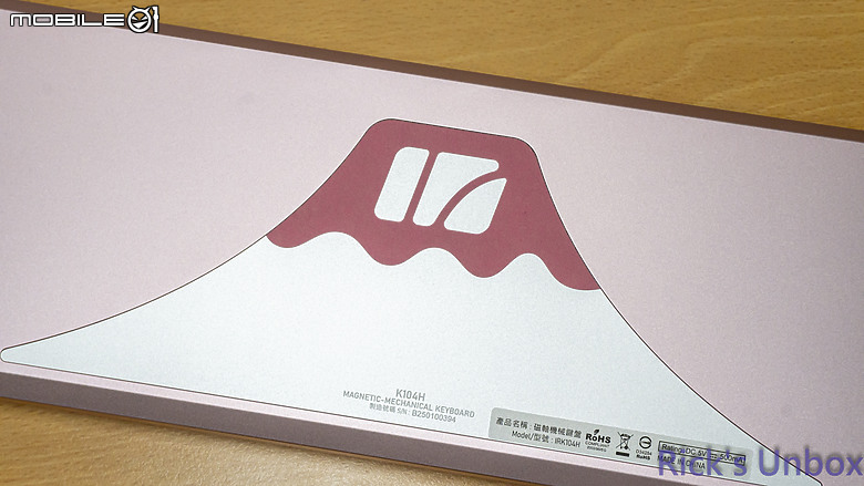 【開箱】富士櫻磁軸鍵盤 | iRocks K104H FUJI PINK