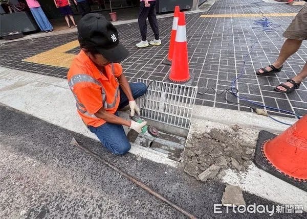 超瞎!颱風還沒來就淹水中市議員轟「水溝打開竟沒洞」