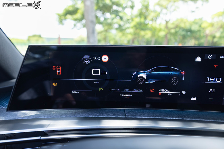 Peugeot 3008 大改款試駕｜降價更超值，以全新油電動力強勢挑戰中型休旅市場！