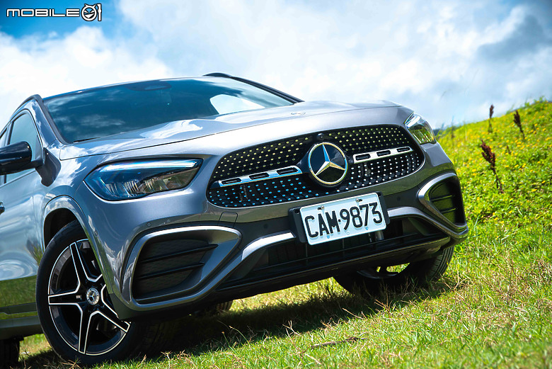 Mercedes-Benz GLA 200 / Mercedes-AMG A 35 4MATIC 摘星版試駕|圓一個夢,一個近在咫尺的夢!