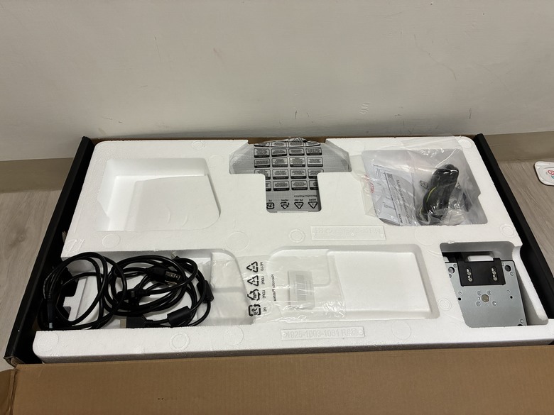 『這螢幕怎麼這麼爛?!』技嘉MO27U2 4K 240Hz OLED 螢幕體驗
