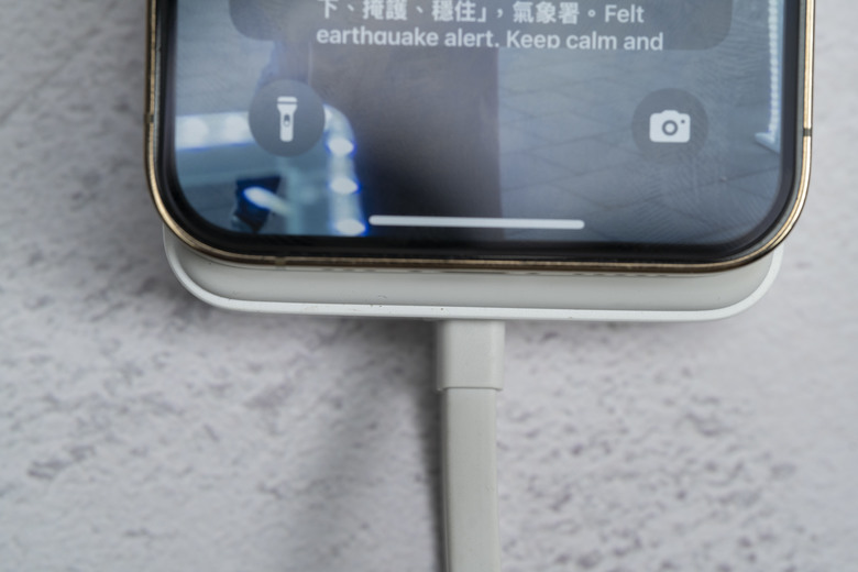 【開箱測試】Xiaomi 磁吸自帶線行動電源 10000mah 33W 便宜實用 但缺點明顯