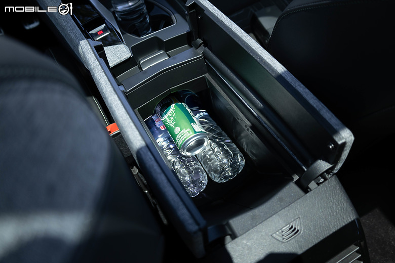 Peugeot 3008 大改款試駕｜降價更超值，以全新油電動力強勢挑戰中型休旅市場！