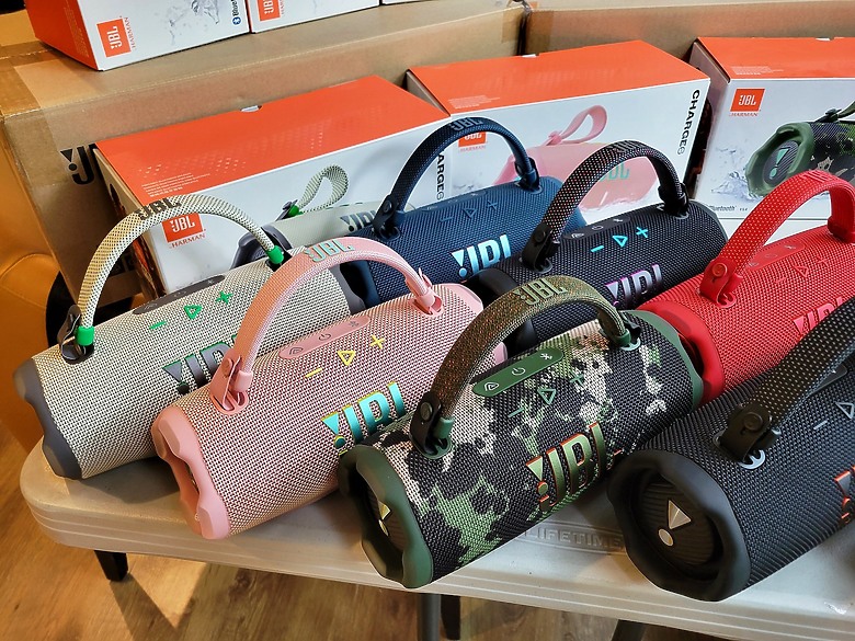 << 你有多"9"沒聽好聲音了? >> JBL Charge 6 藍芽喇叭體驗分享