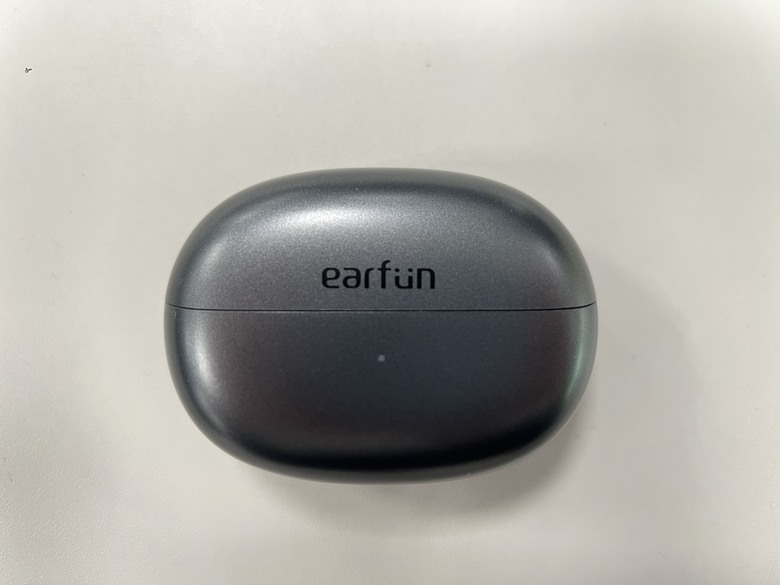 藍牙 6.0 來了 - EarFun Clip 開放式耳夾藍牙耳機開箱評測