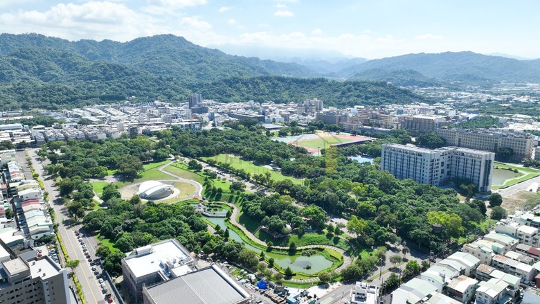 🌟 太平【國民運動暨兒童運動中心 空拍分享】三萬多坪坪林森林公園 ╳ 勤益科技大學 ╳ 823國軍醫院商圈