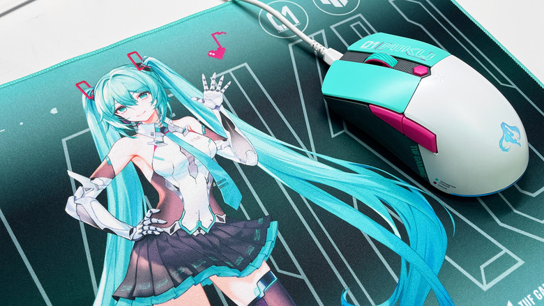 【阿洪開箱中】ASUS TUF Gaming × 初音未來 聯名電競套裝完整開箱!初音ミク Hatsune Miku (圖多)