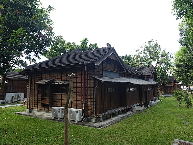 花蓮將軍府1936、花蓮港放送局1944、松園別館、花蓮文化創意產業園區、台灣鐵路局花蓮管理處處長官邸、野光 Fluorescent (原：黑金通) — 花蓮市區3小時快閃行旅