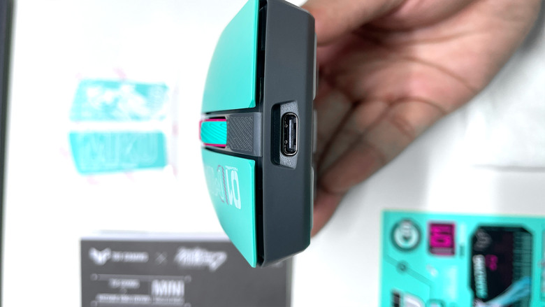 【阿洪開箱中】ASUS TUF Gaming × 初音未來 聯名電競套裝完整開箱!初音ミク Hatsune Miku (圖多)