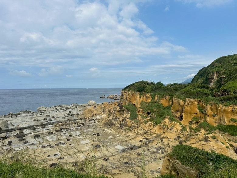 暑假和平島一日遊，順勢體驗路上能見度很高的HS和CR-V