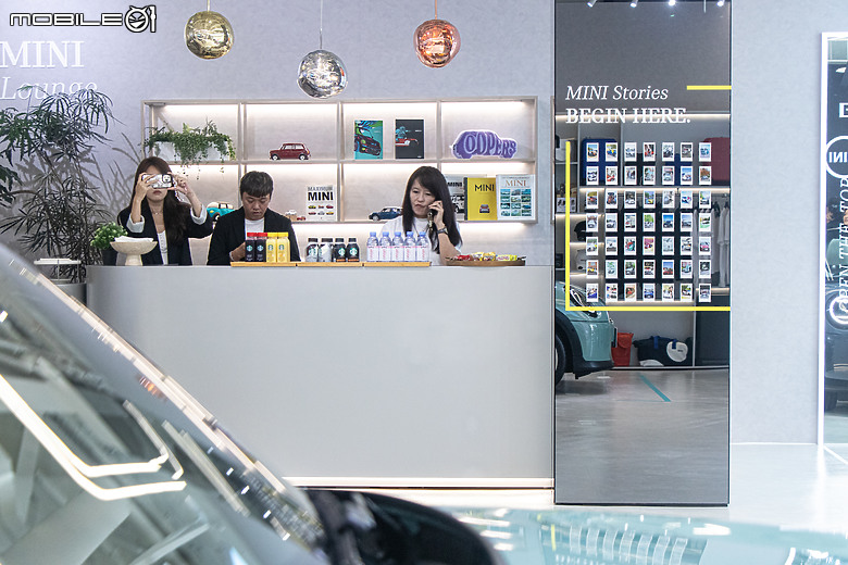 【採訪】MINI Hub Taipei 插旗台北信義區,體驗迷你魅力的時尚風格空間!