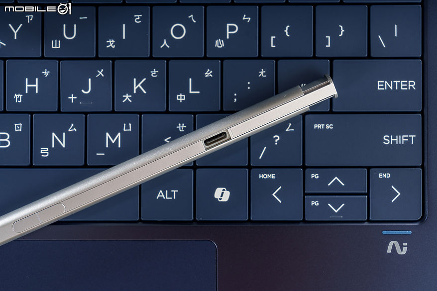 HP OmniBook X Flip 14｜高效續航的 AI 輕薄創作翻轉筆電