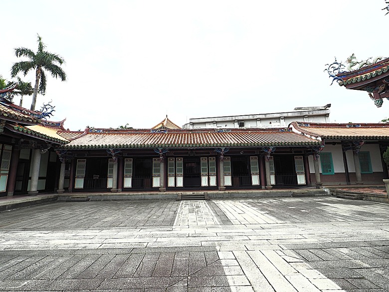 臺北市孔廟、大龍峒保安宮、円山駅／鐵路局北淡線(圓山站)宿舍、舉人豆花／小邑弦歌、陳悅記祖宅 | 老師府、迪化污水處理廠附設休閒運動公園 — 臺北市區小旅行之大龍峒老建築篇