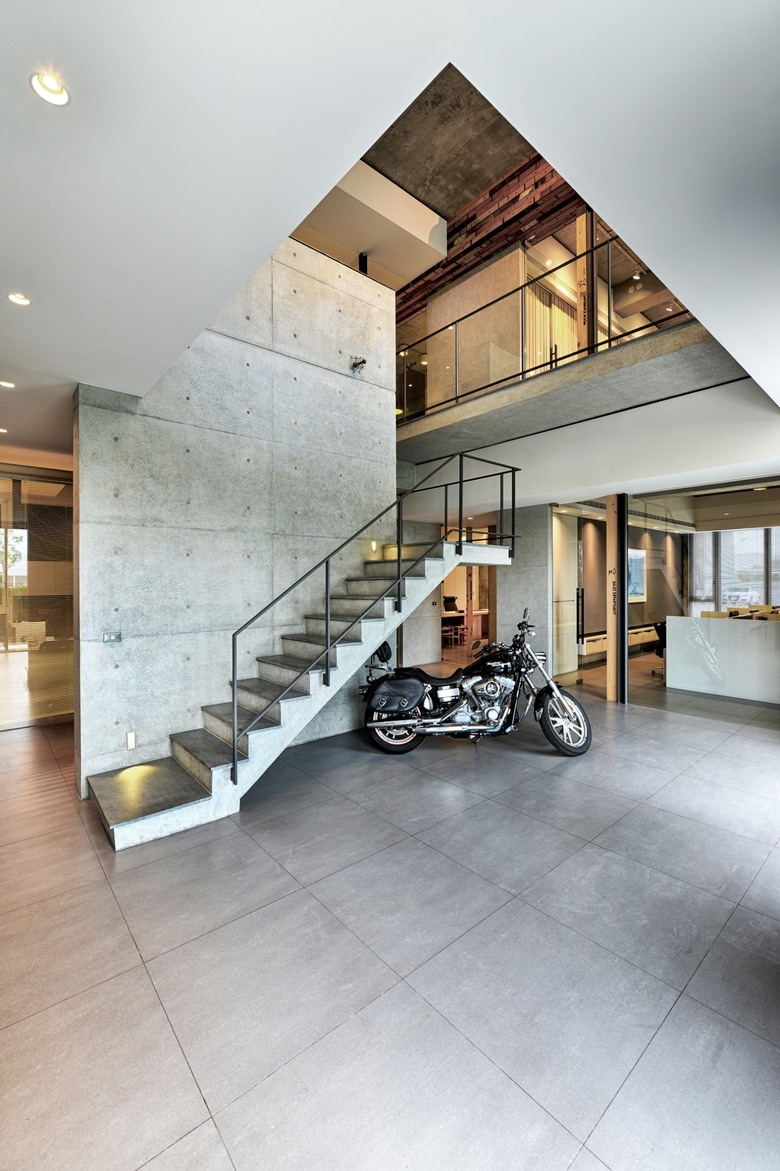 點我看大圖 【開箱】不只是工作!機械大廠總部竟然像美術館│台南商業空間設計分享