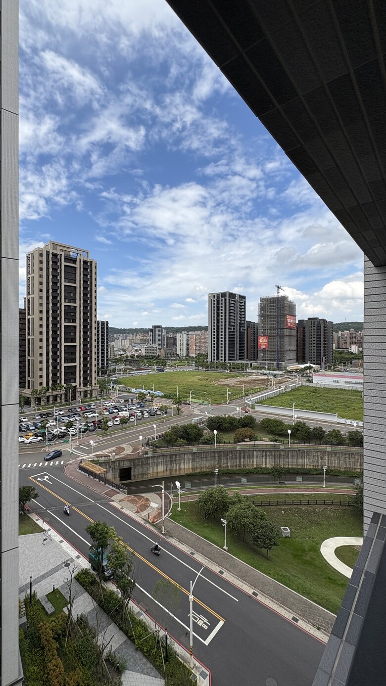 小檜溪合康檜邑,朝外景觀2房車,黃金樓層電梯口柱邊大車位 免仲介費